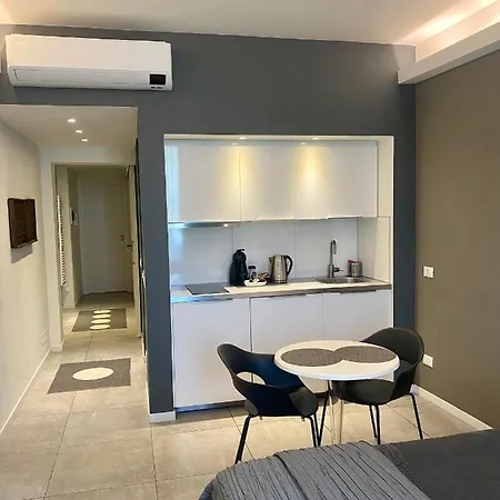 Fashion House Elvira 1 *