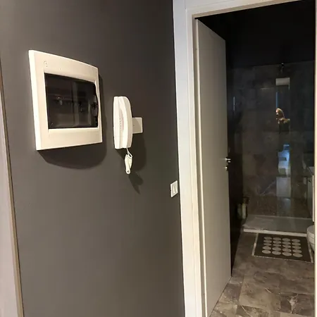 Fashion House Elvira 1 아파트