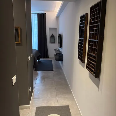 Fashion House Elvira 1 Bergamo