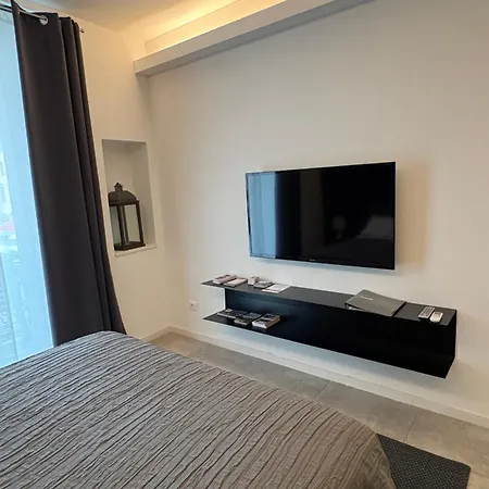 Fashion House Elvira 1 Apartment