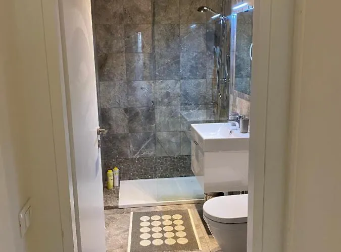 Fashion House Elvira 1