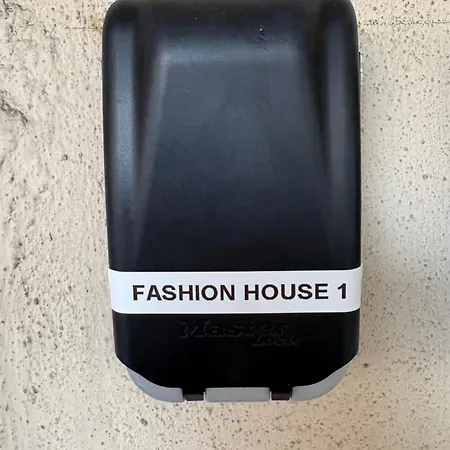 Fashion House Elvira 1 * Bergamo