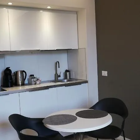 Fashion House Elvira 1 Bérgamo